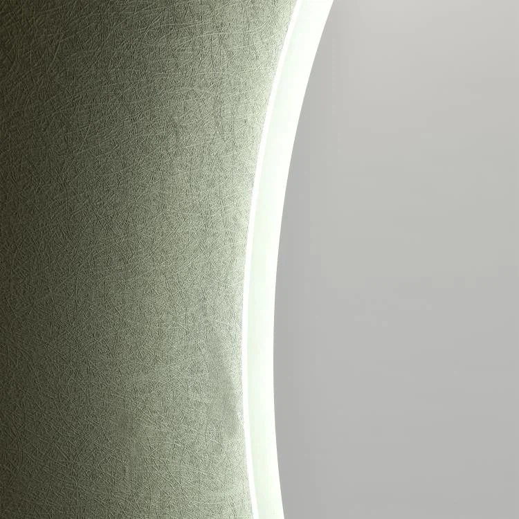 Oval makeup mirror with lights